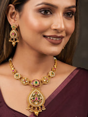 Kunti Necklace Set