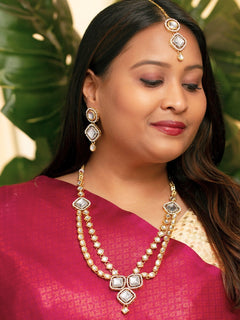 Nitya Necklace Set
