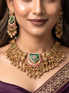 Debjani Necklace Set