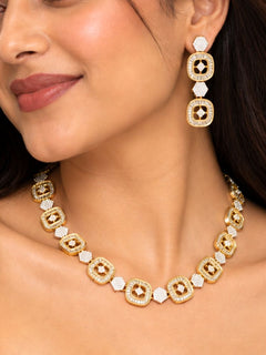 Dyuti Necklace Set