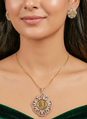 Cleopatra Ginni Pendant Set