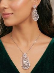 Donna Pendant Set