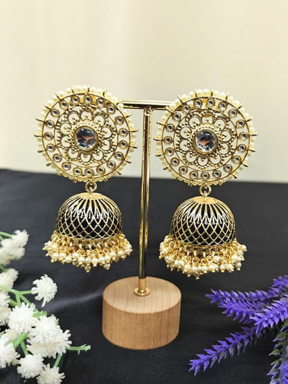 Vanya Earrings