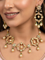 Nazneen Kundan Green Necklace Set
