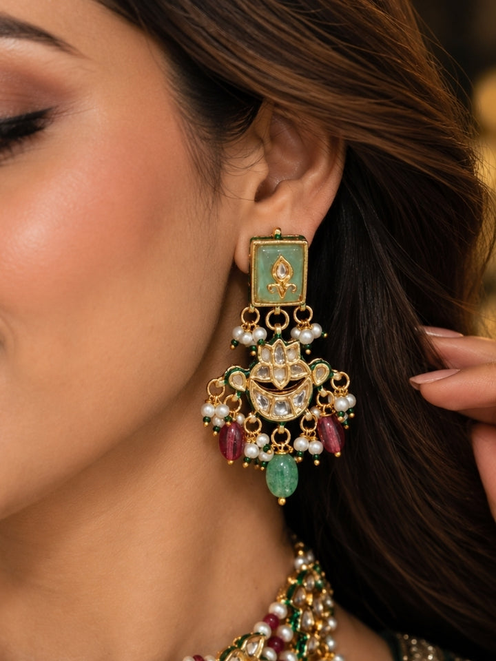 Dhanishta Necklace Set