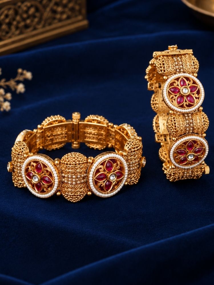 Gangadevi Bangle set (2.4)