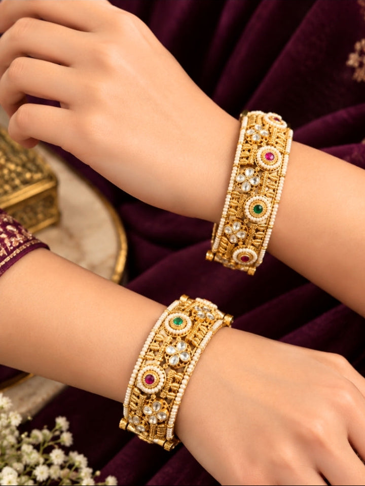 Manjula Bangle set