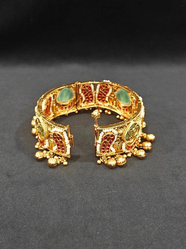 Chitralekha Bangle Set