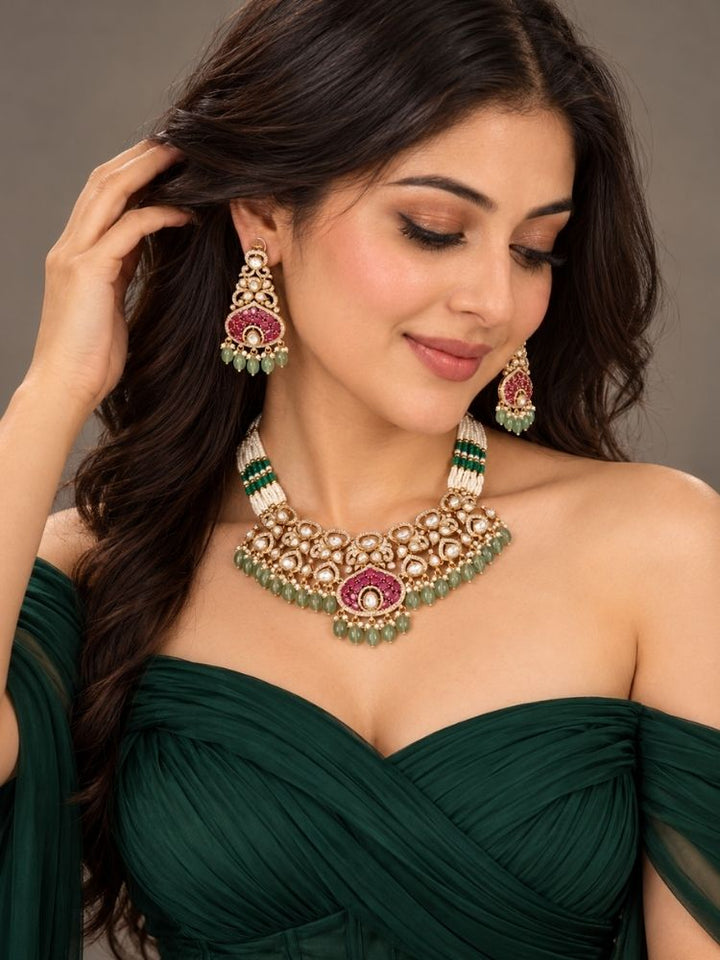 Rosabel Necklace Set