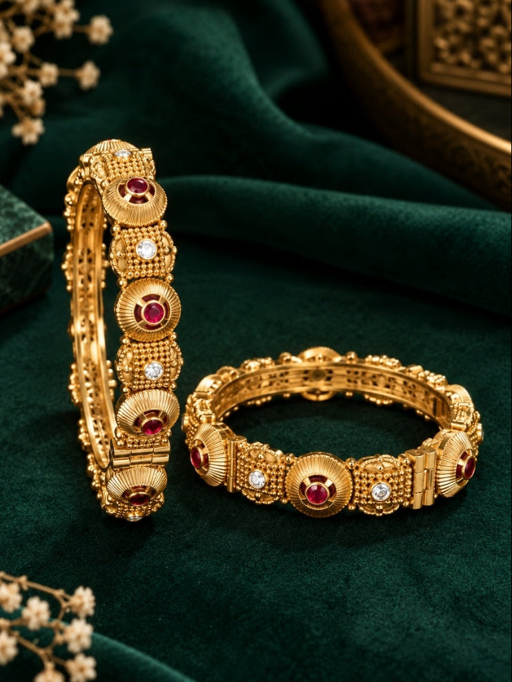 Dhruvatara Bangle set