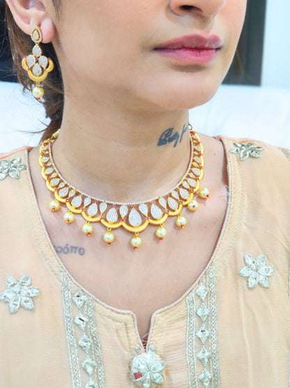 Gold Sakshi Necklace Set