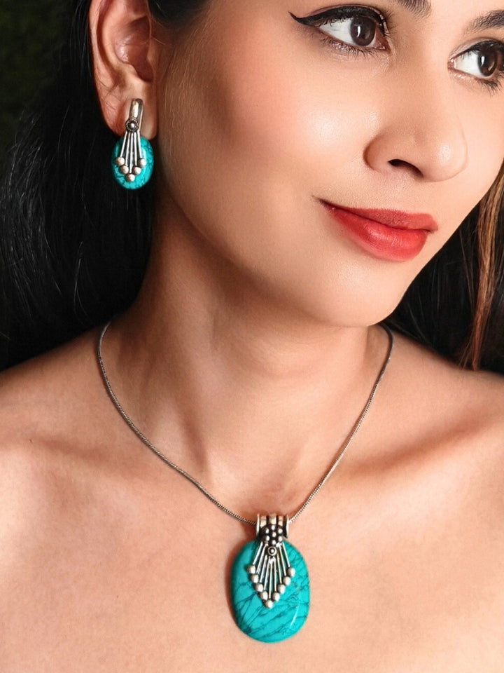 Mandy Green Pendant Set