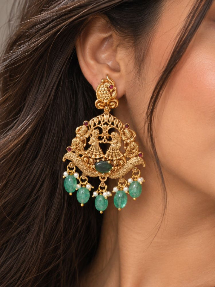 Kantimati Gold Green Necklace Set