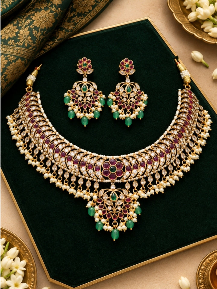 Vidyunmala Necklace Set