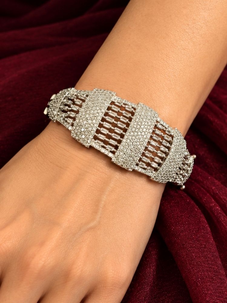 Cameo Zirconia Bracelet