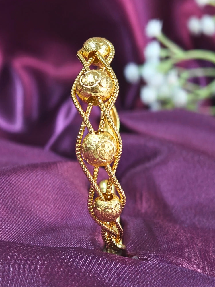 Veloura Bracelet (Adjustable)