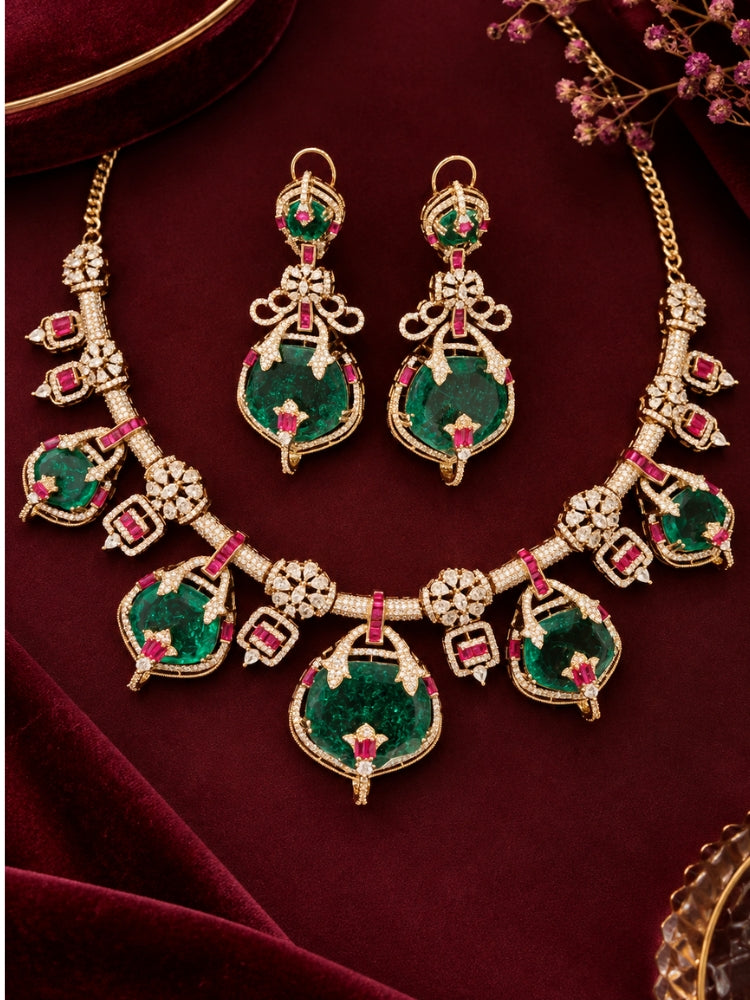 Magdalena Necklace Set