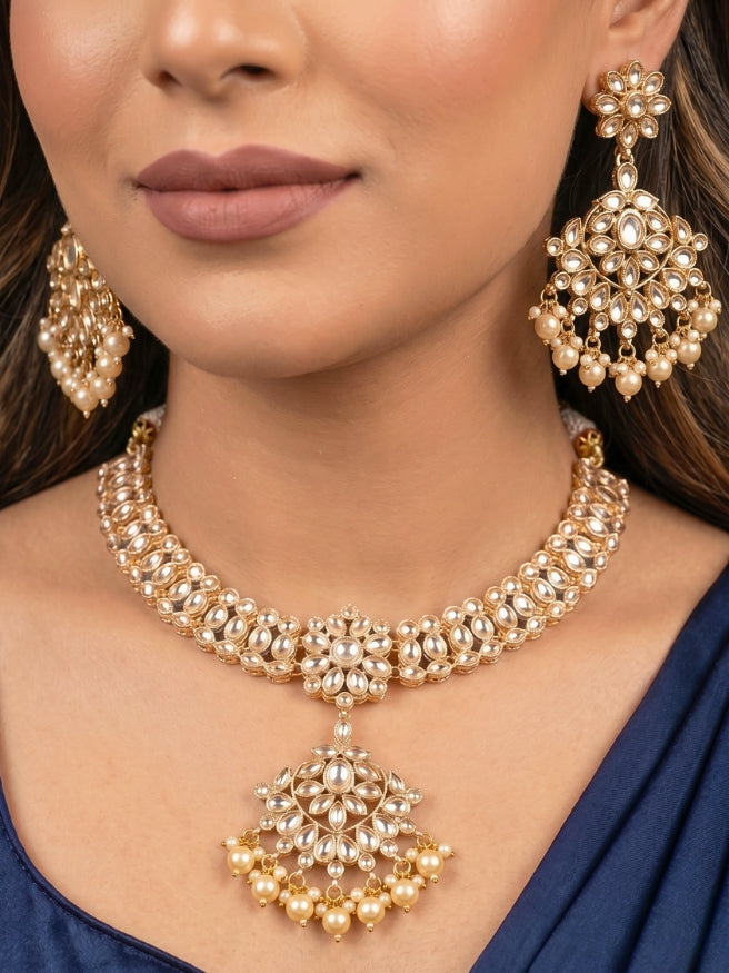 Paathra Polki White Necklace Set