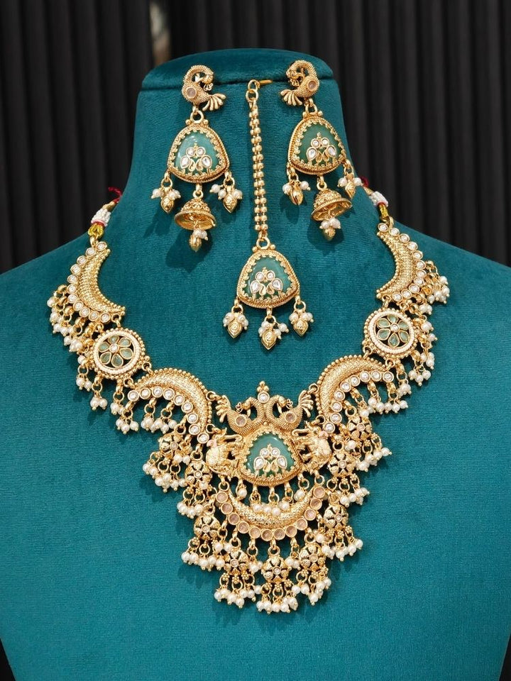 Aloura Gold Necklace Set