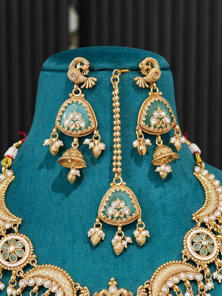 Aloura Gold Necklace Set