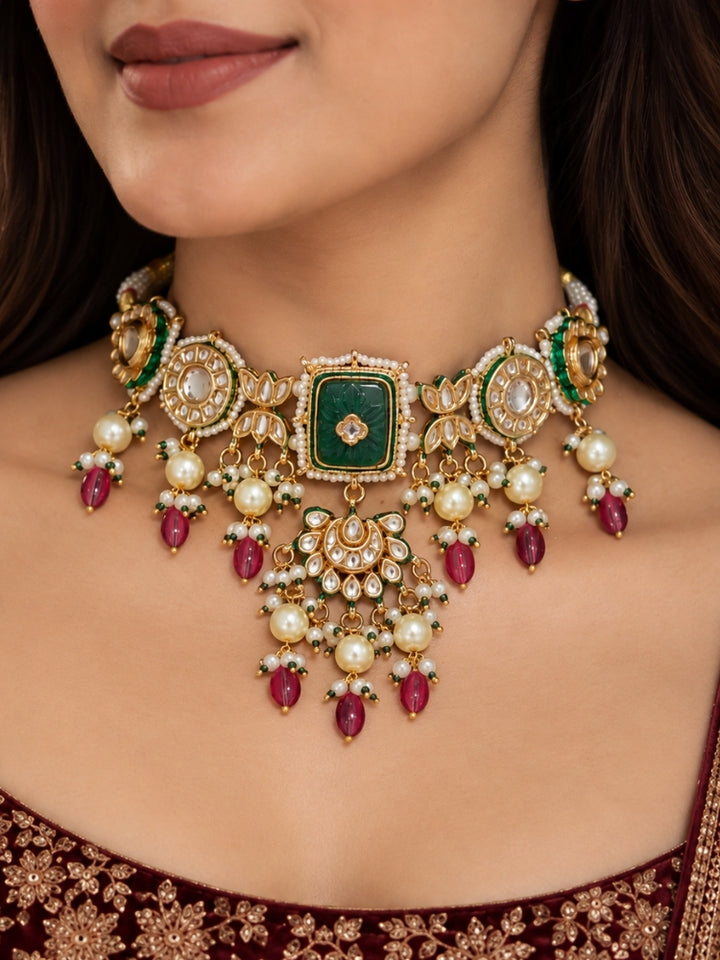 Roshanara Green Necklace Set