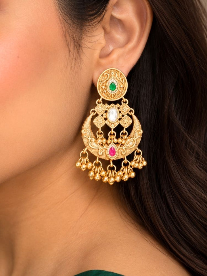 Sunehri Necklace Set