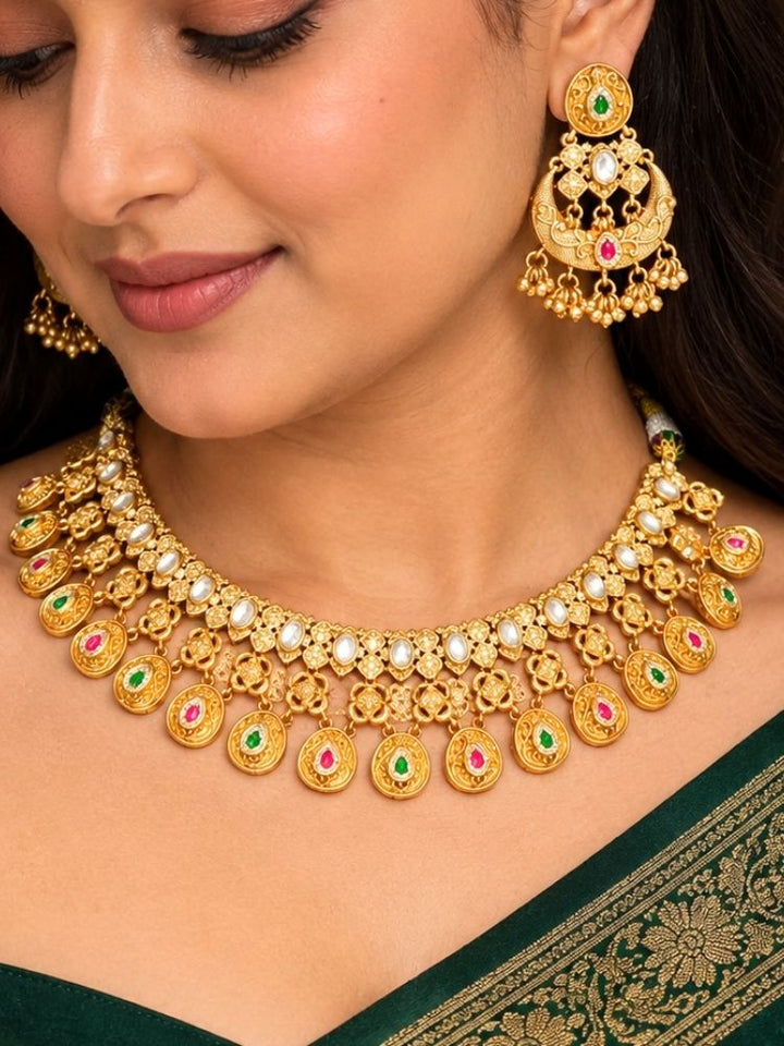 Sunehri Necklace Set