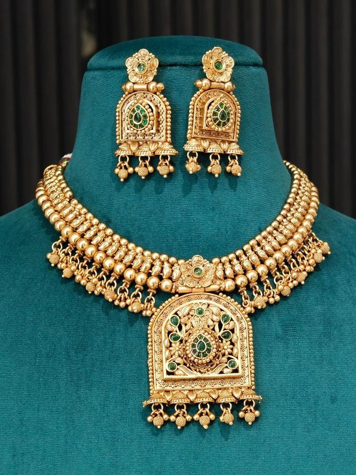 Meherma Gold Necklace Set