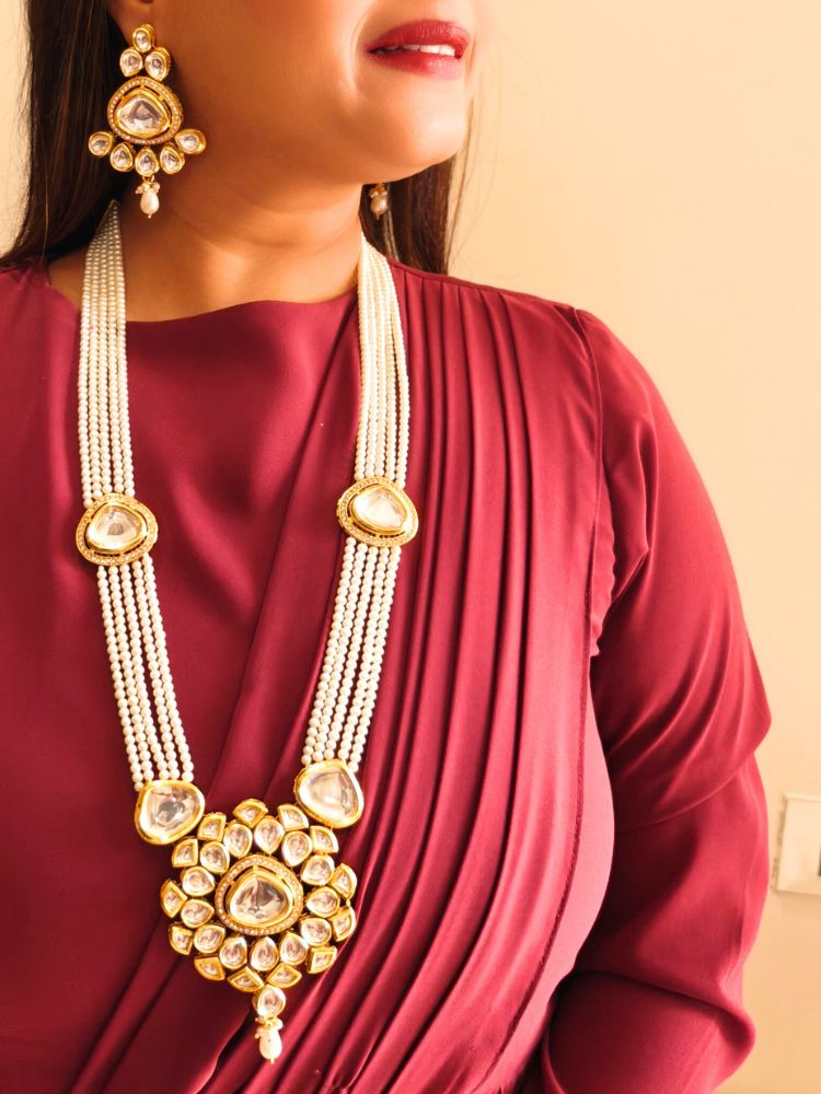 White Pratibha Necklace Set