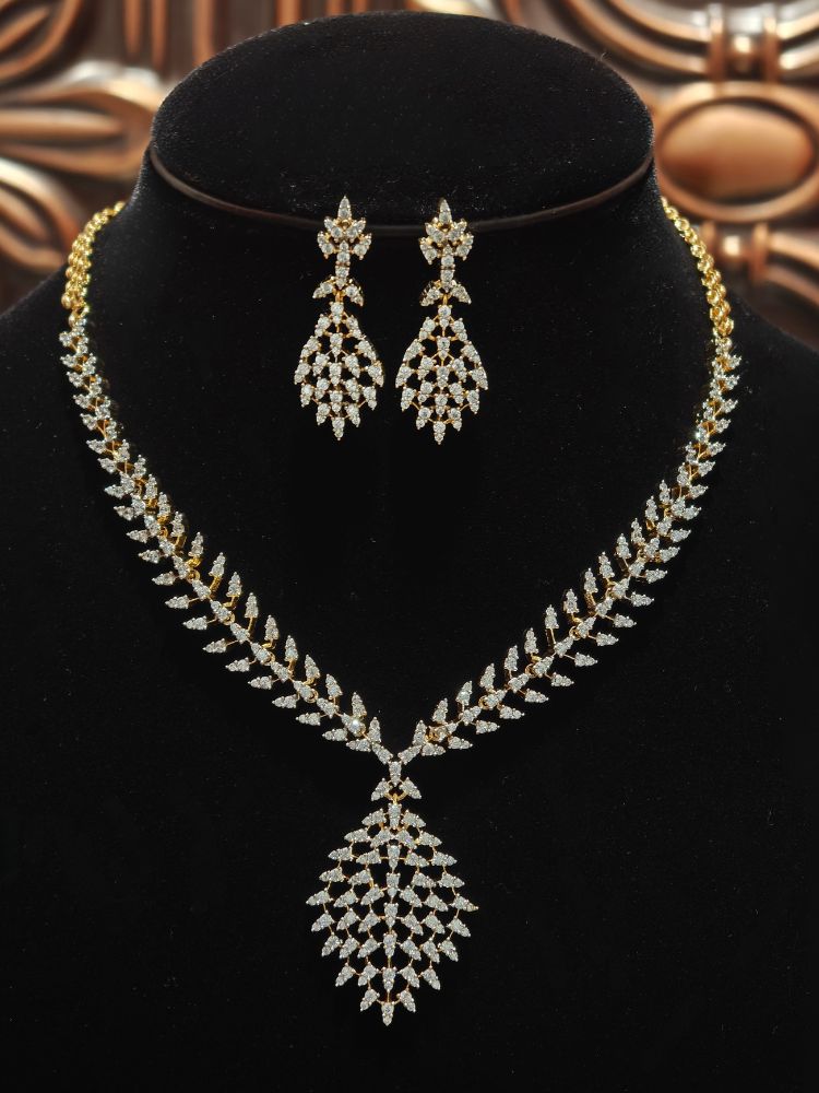 Griselda necklace set
