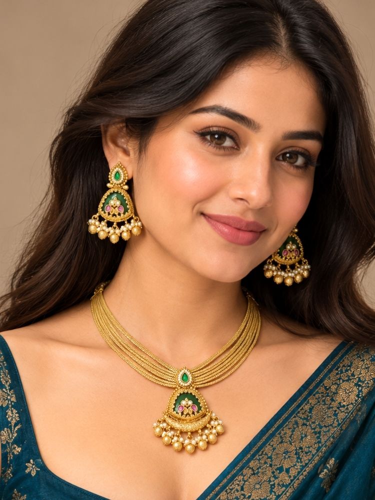 Nandrani Necklace Set