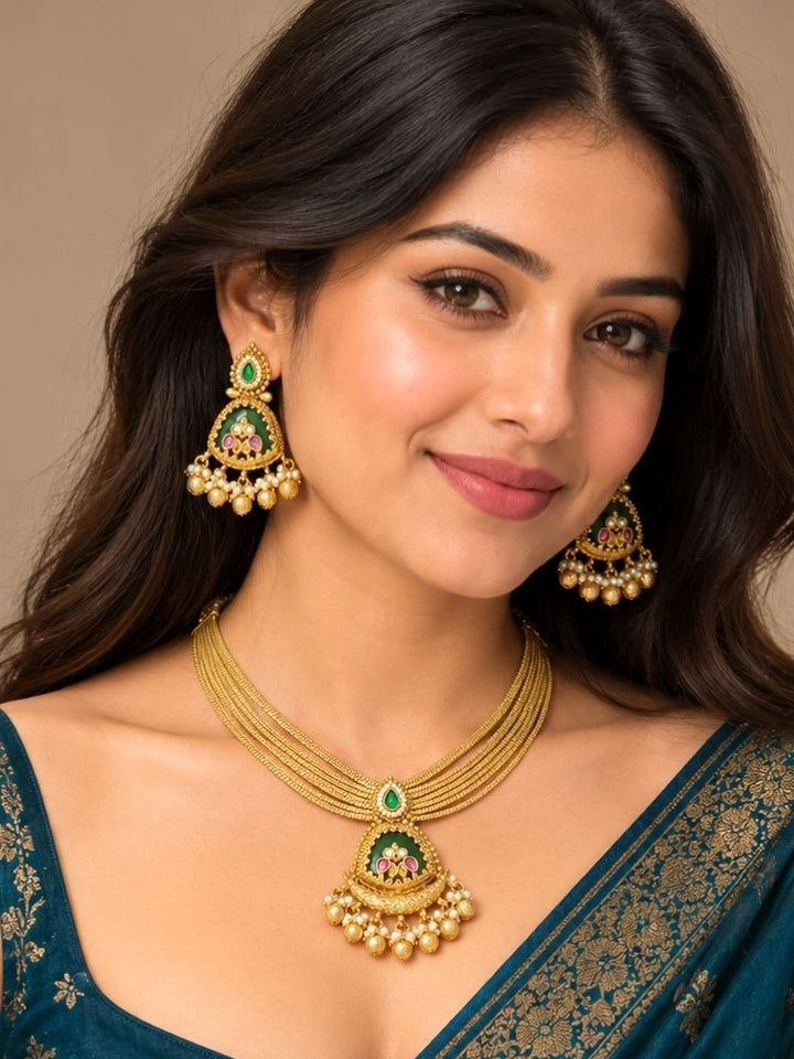 Nandrani Necklace Set