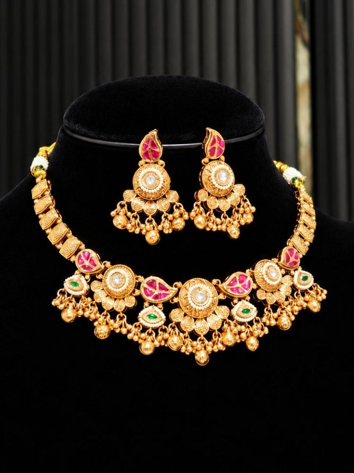 Gulrez Necklace Set