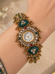 Free Heritage Watch on Purchase of ₹8,000+