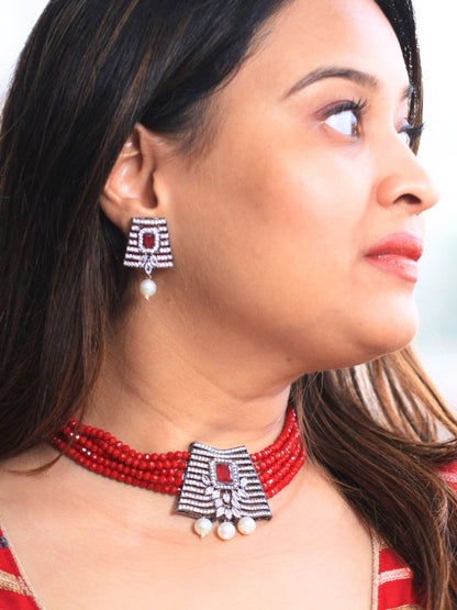 Red Mary Necklace Set