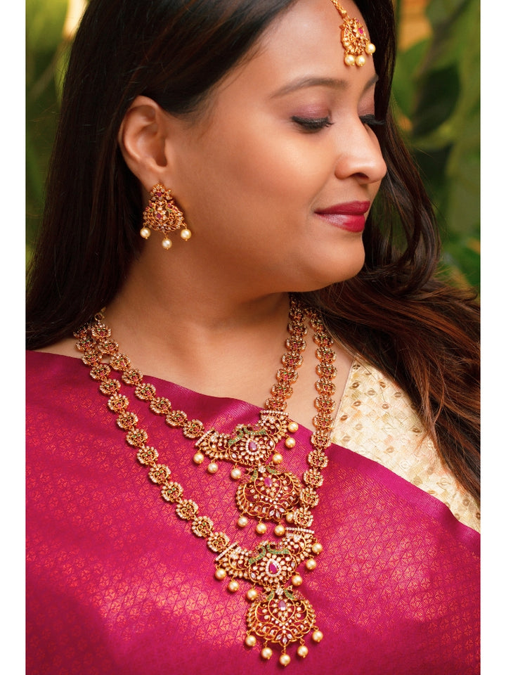 Shweta Necklace Set