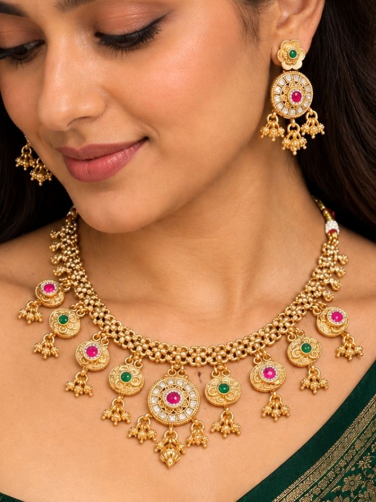 Naina Necklace Set