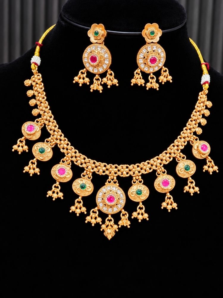 Naina Necklace Set