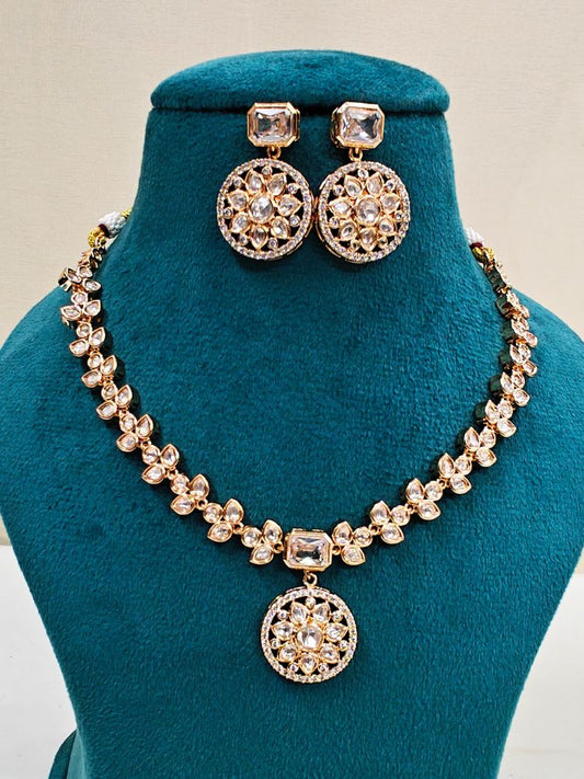 Anayat Necklace Set