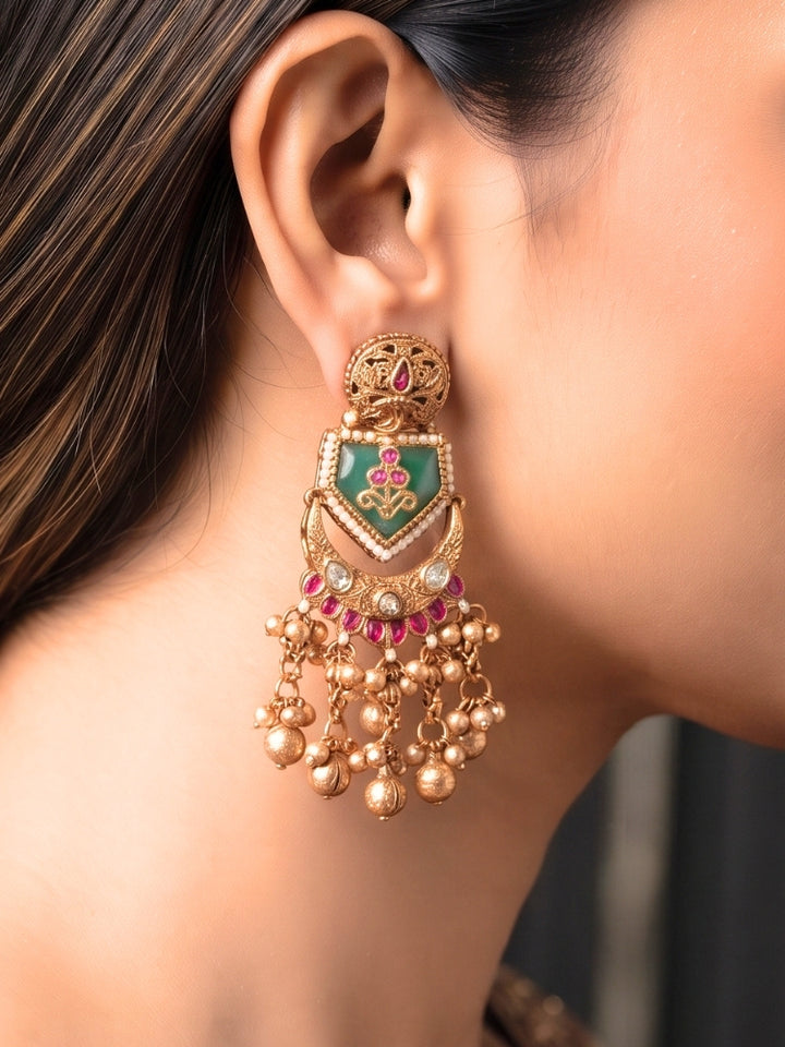 Debjani Necklace Set