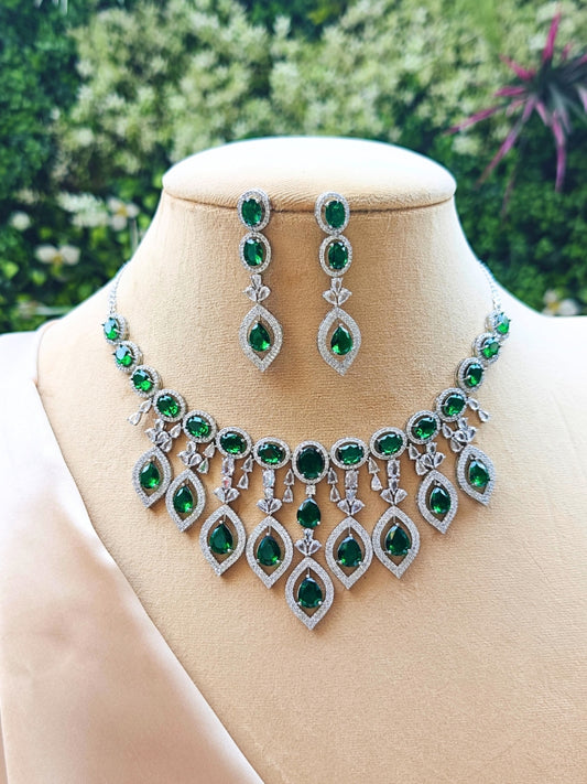 Dark Green Valerie Necklace Set