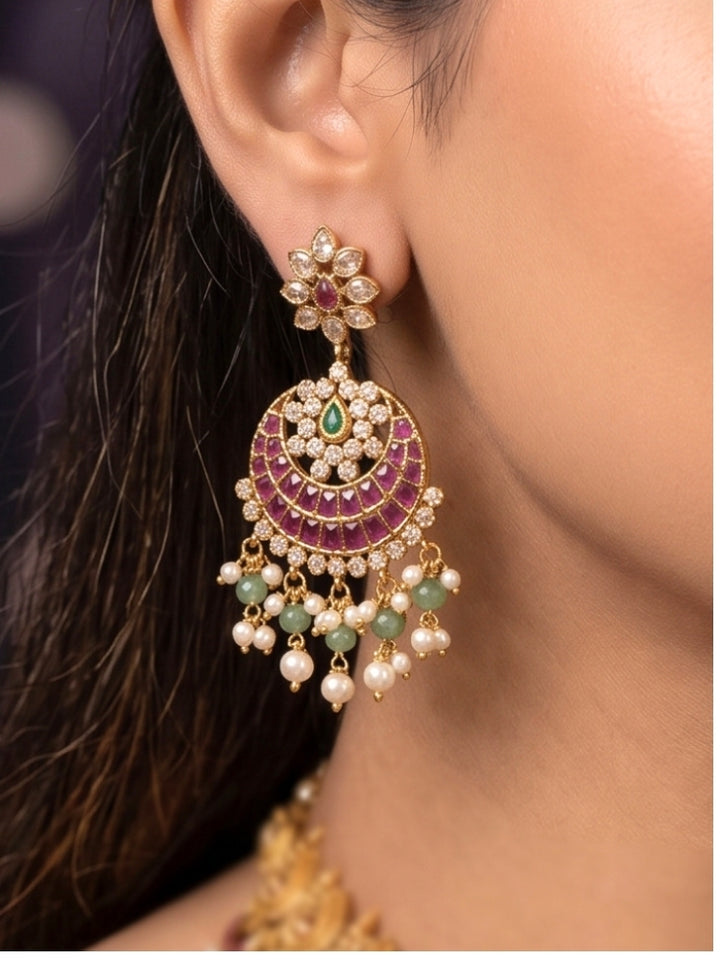 Trivenika Necklace set