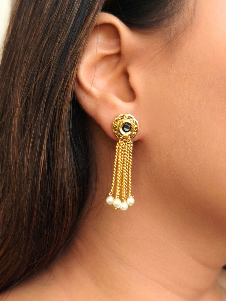 Sanvi Earrings