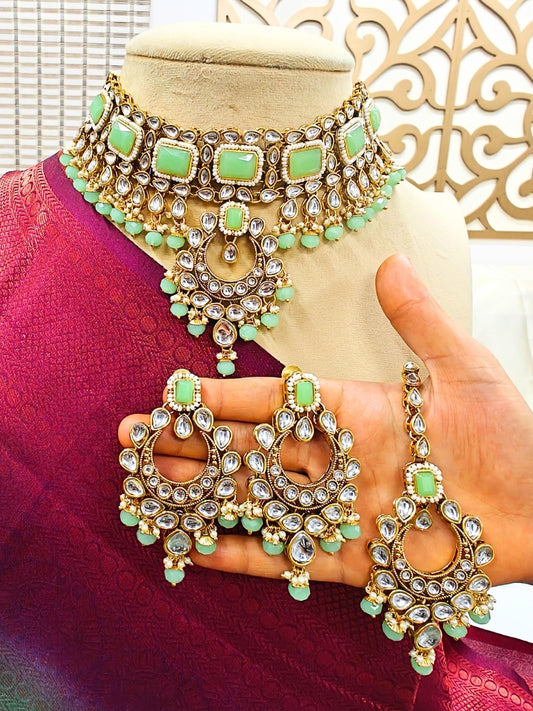 Radha Necklace Set