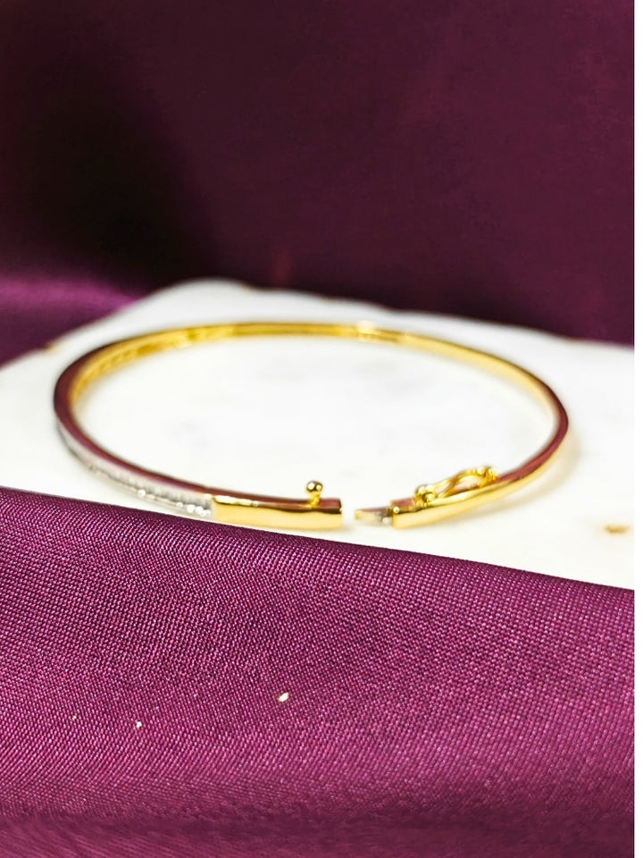 Shivelle Gold Openable Bracelet (Size 2.4 & 2.6 , 2.8 & 2.10 )