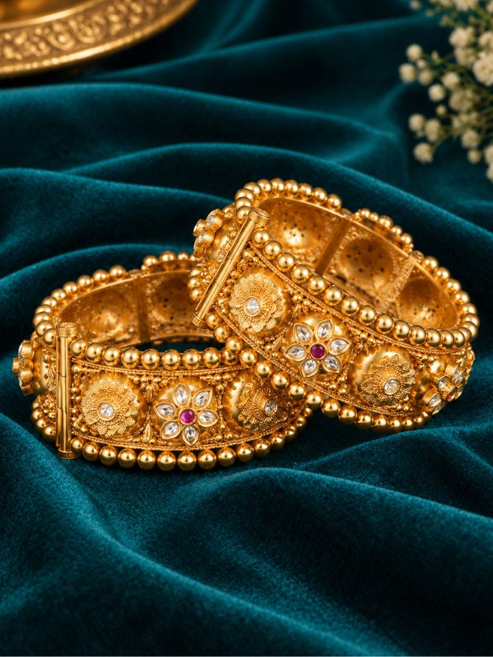 Sanober Bangle Set