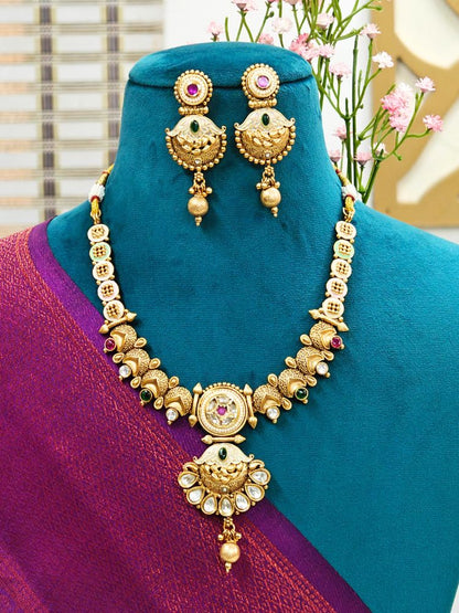 Amulya Necklace Set