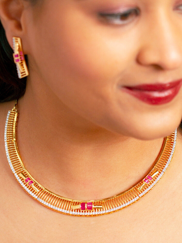 Noctelle Pink Necklace Set