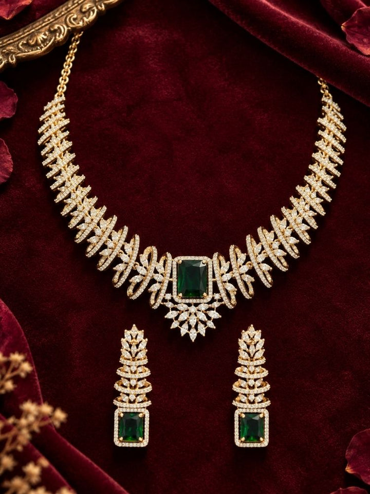 Delaney green necklace set