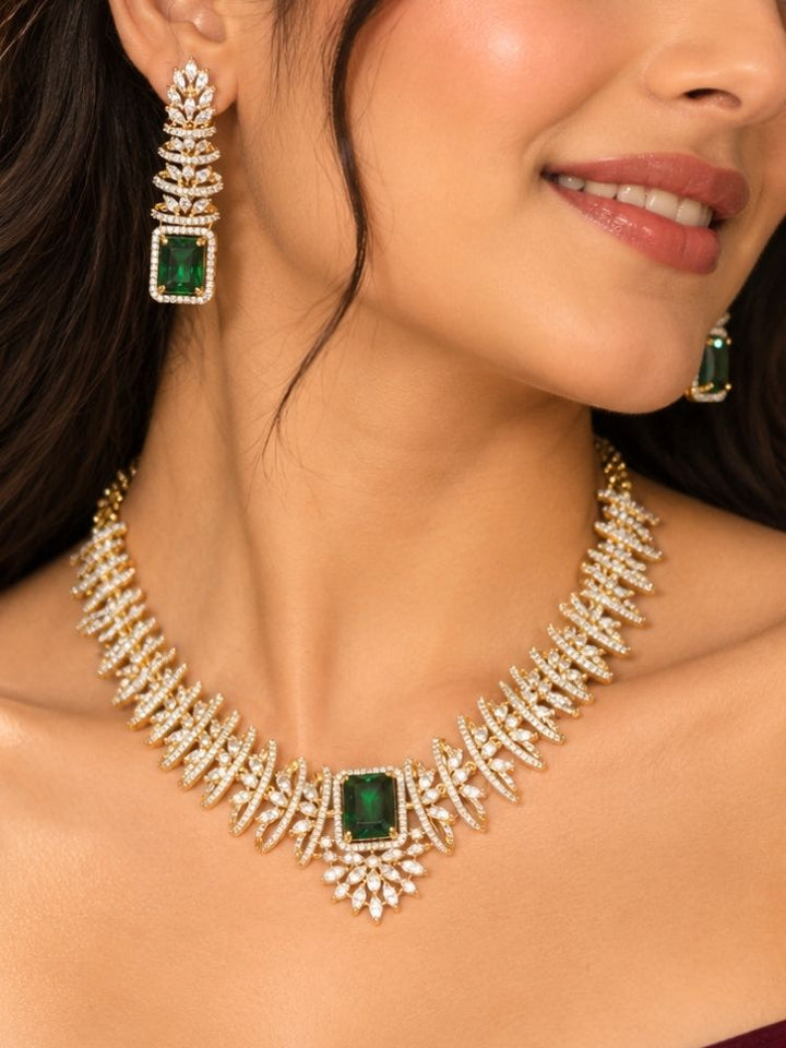 Delaney green necklace set